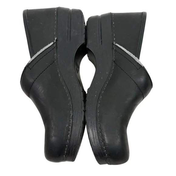 Dansko 40 Womens Solid Black Slip On Clogs Career Work Office Comfort Nurse Shoe - Picture 10 of 10